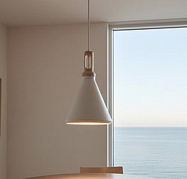 אהיל תלוי משולב עץ אהיל תלוי משולב עץ